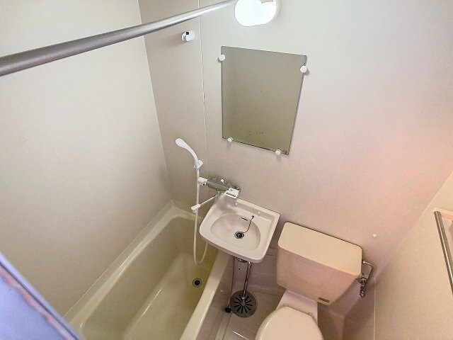 物件内観写真5　(現況を優先します。（撮影時期：2024年7月）)