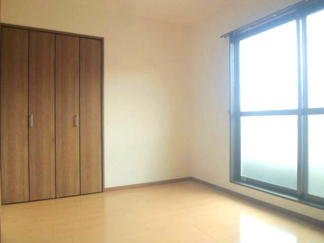 物件内観写真2　(2017年4月撮影)