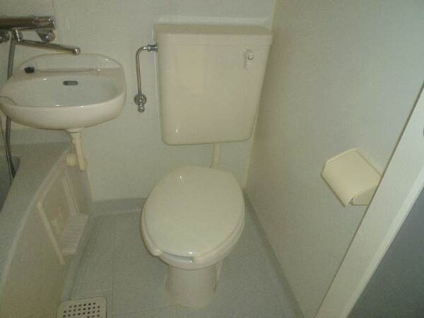 トイレ(2017年4月撮影)