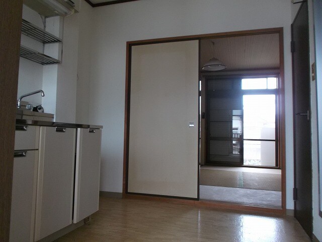 物件内観写真7　(現況が相違する場合は現況を優先致します。)