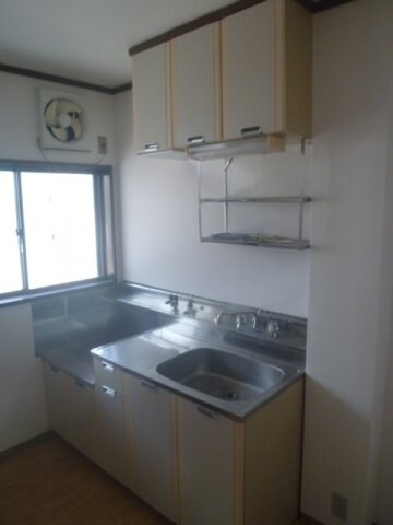 物件内観写真8　(現況が相違する場合は現況を優先致します。)