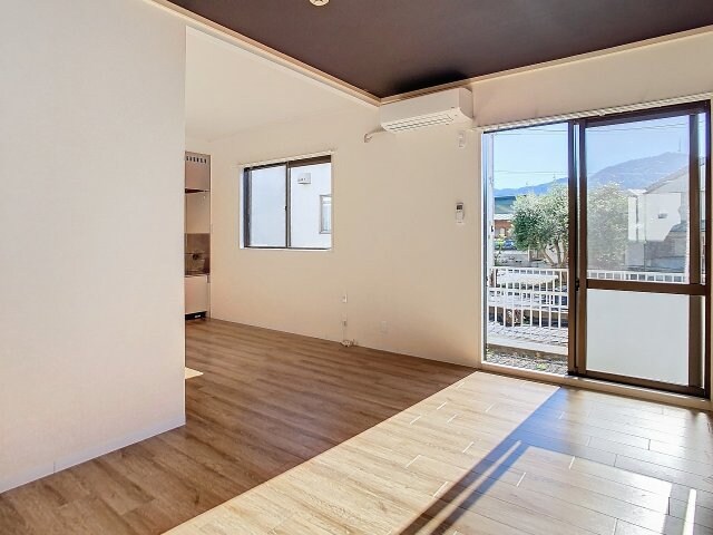 物件内観写真2　(2024年12月撮影)