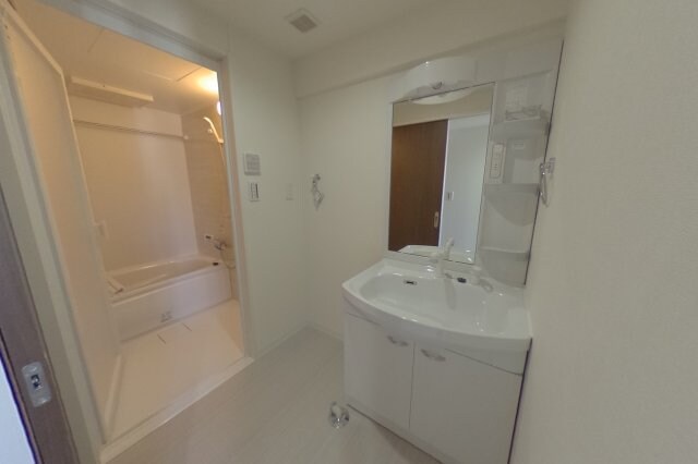 物件内観写真9　(2021年1月撮影　現況が相違する場合は現況を優先致します。)