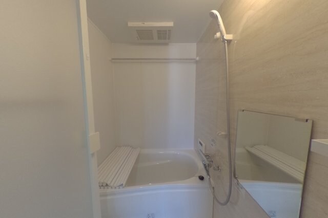 物件内観写真10　(2021年1月撮影　現況が相違する場合は現況を優先致します。)