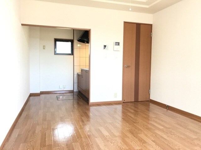 物件内観写真12　(リビング)