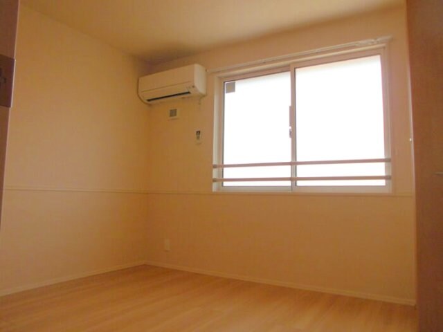 物件内観写真7　(洋室)