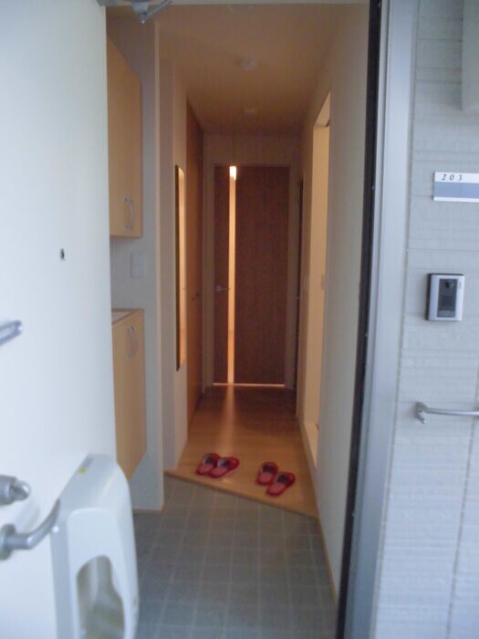 物件内観写真15　(玄関)