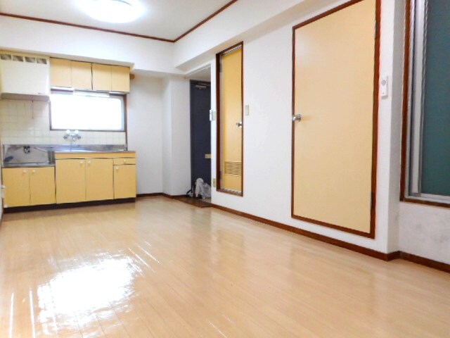 物件内観写真2　(2017年7月撮影)