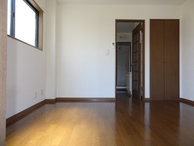 物件内観写真7　(現況を優先します。（撮影時期：2018年5月）)