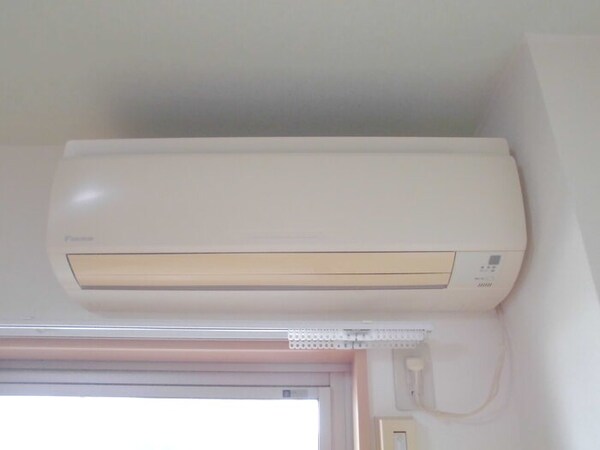 建物設備(エアコン)