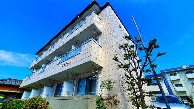 長井フラット Ⅰの物件外観写真