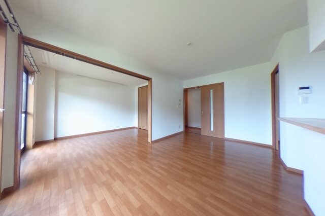 物件内観写真3　(2022年5月撮影※現況を優先します。)