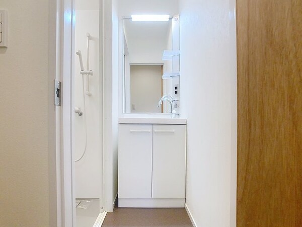 洗面・脱衣所(2025年3月撮影※現況を優先致します。)
