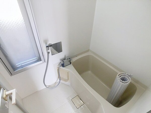 浴室(2025年12月撮影※現況を優先します。)