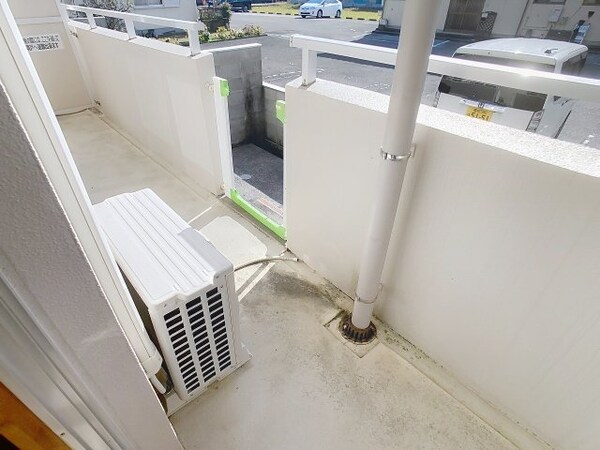 バルコニー(2025年12月撮影※現況を優先します。)