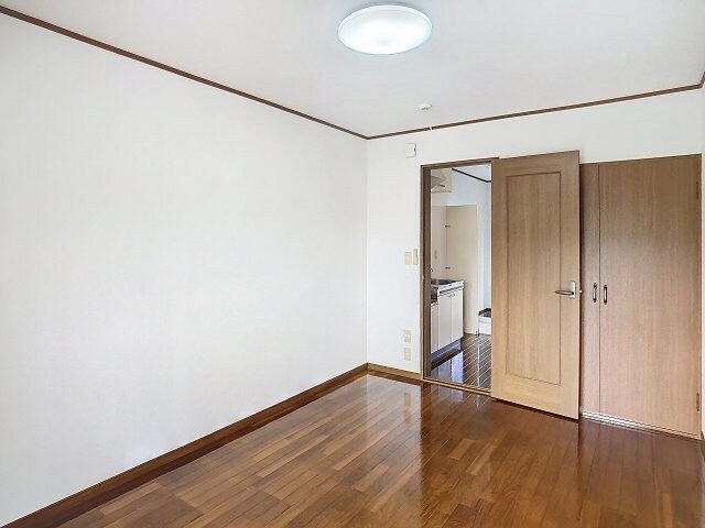 物件内観写真3　(2025年9月撮影※現況を優先します。)