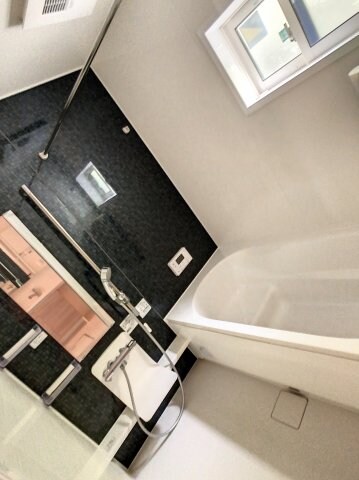 物件内観写真5　(現況を優先します。（撮影時期：2023年1月）)