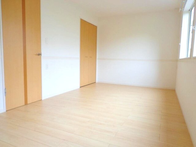 物件内観写真11　(洋室)