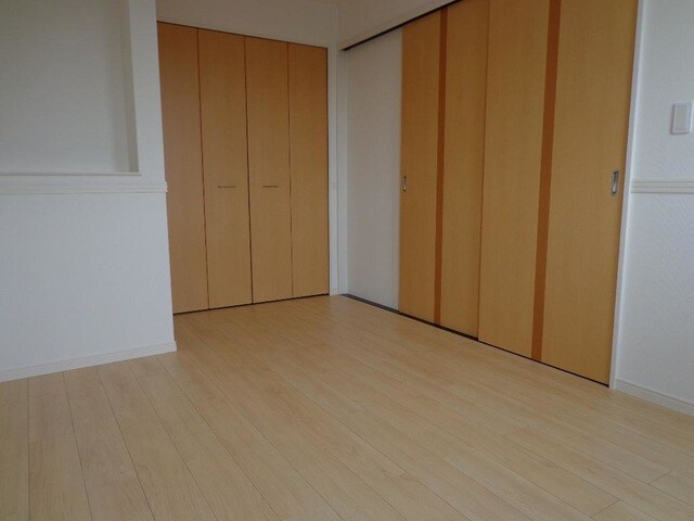 物件内観写真16　(洋室)