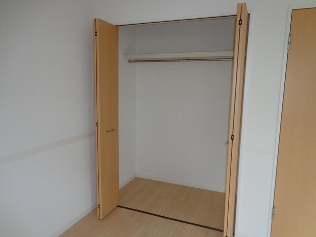 物件内観写真18　(クローゼット)