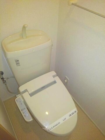 物件内観写真6　(トイレ)