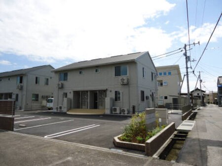 グリーンコートB棟 B棟外観写真