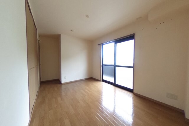 物件内観写真4　(2022年11月撮影※現況を優先致します。)