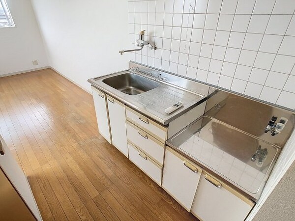 キッチン(2025年11月撮影※現況を優先します)