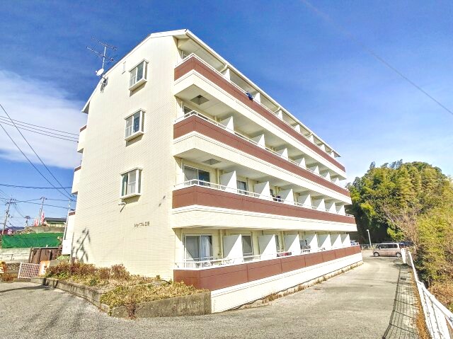 物件外観写真1　(2023年2月撮影)