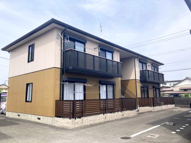 溝渕ハイツ B棟