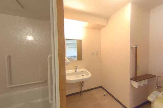 物件内観写真5　(2020年3月撮影※現況を優先致します。)