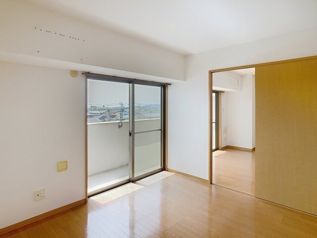 居室(2025年9月撮影※現況を優先致します。)