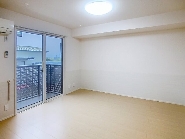 物件内観写真5　(2025年10月撮影※現況を優先します。)