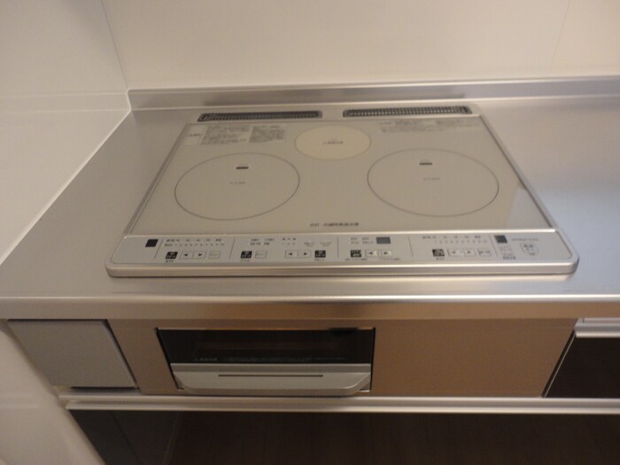 物件内観写真9　(ＩＨコンロ)