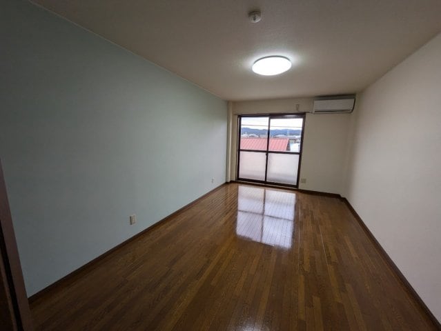 物件内観写真3　(2025年3月撮影※現況を優先致します。)