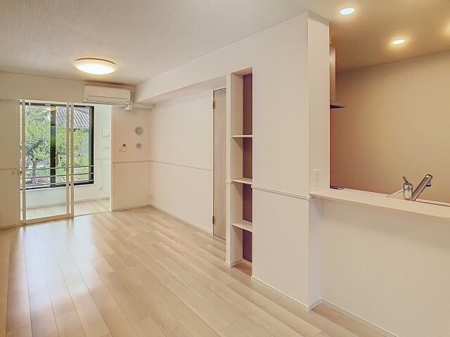 物件内観写真3　(2025年8月撮影※現況を優先します。)