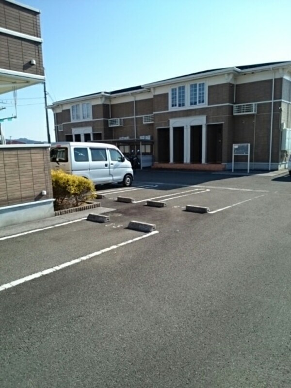 駐車場(駐車場)