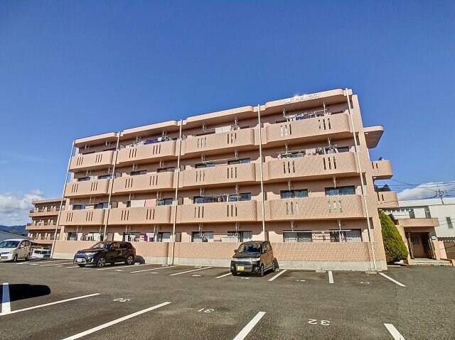 物件外観写真1　(現況と異なる場合は現況を優先します。)