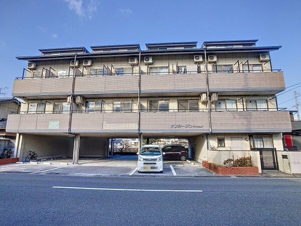 外観(現況と異なる場合は現況を優先します。)