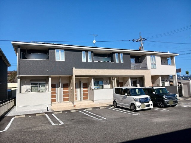 フェリーチェ　ラパンの物件外観写真