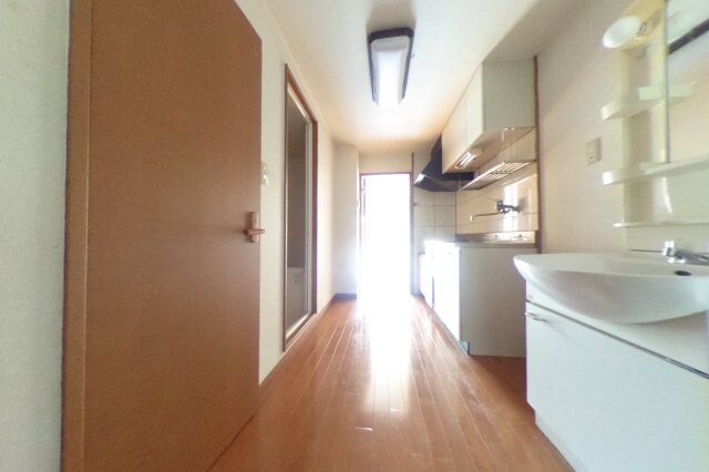 物件内観写真4　(2022年1月撮影※現況を優先します。)