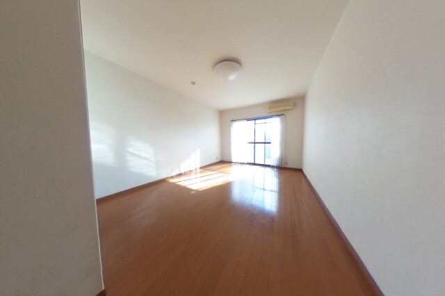 物件内観写真5　(2022年1月撮影※現況を優先します。)