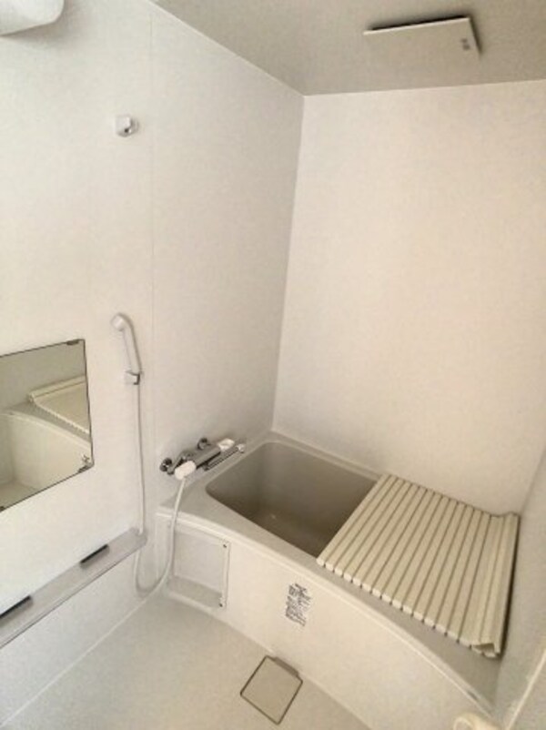 浴室(現況と異なる場合は現況を優先します。)