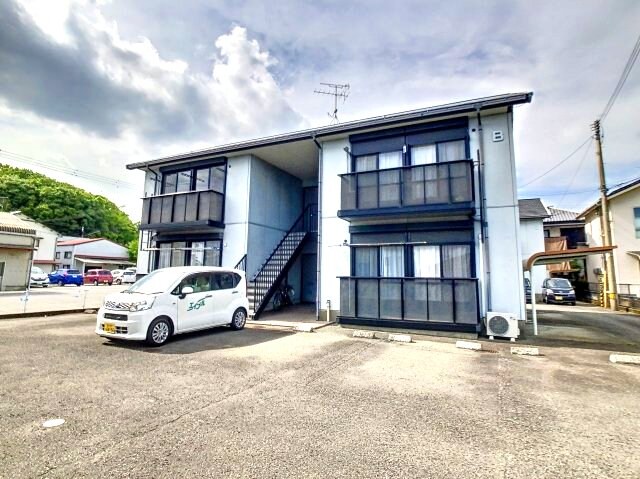 物件外観写真1　(2025年7月撮影)