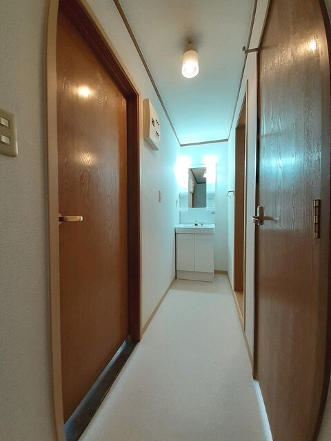 物件内観写真7　(洗面所)