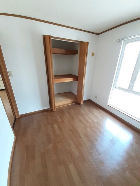 物件内観写真9　(収納)