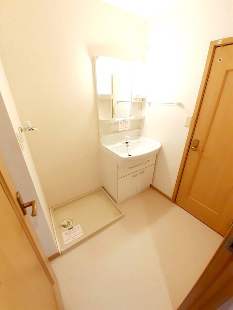 物件内観写真7　(洗面所)