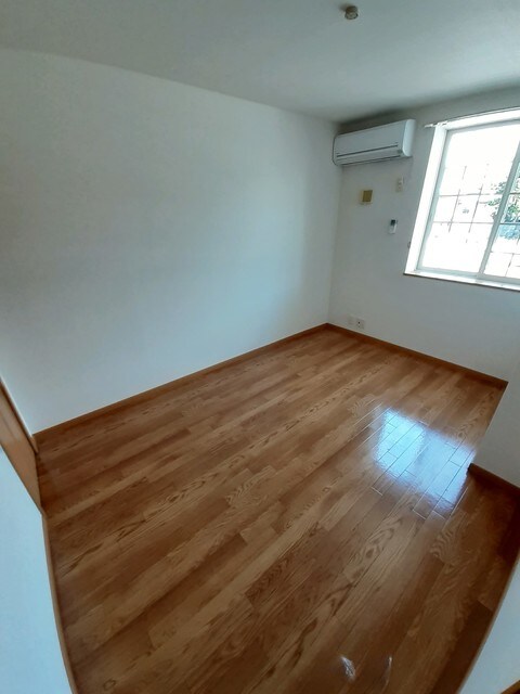 物件内観写真8　(その他部屋・スペース)