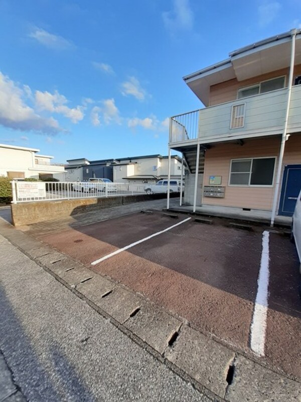 駐車場(駐車場)