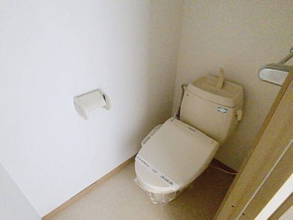 トイレ(2025年7月撮影※現況を優先致します。)